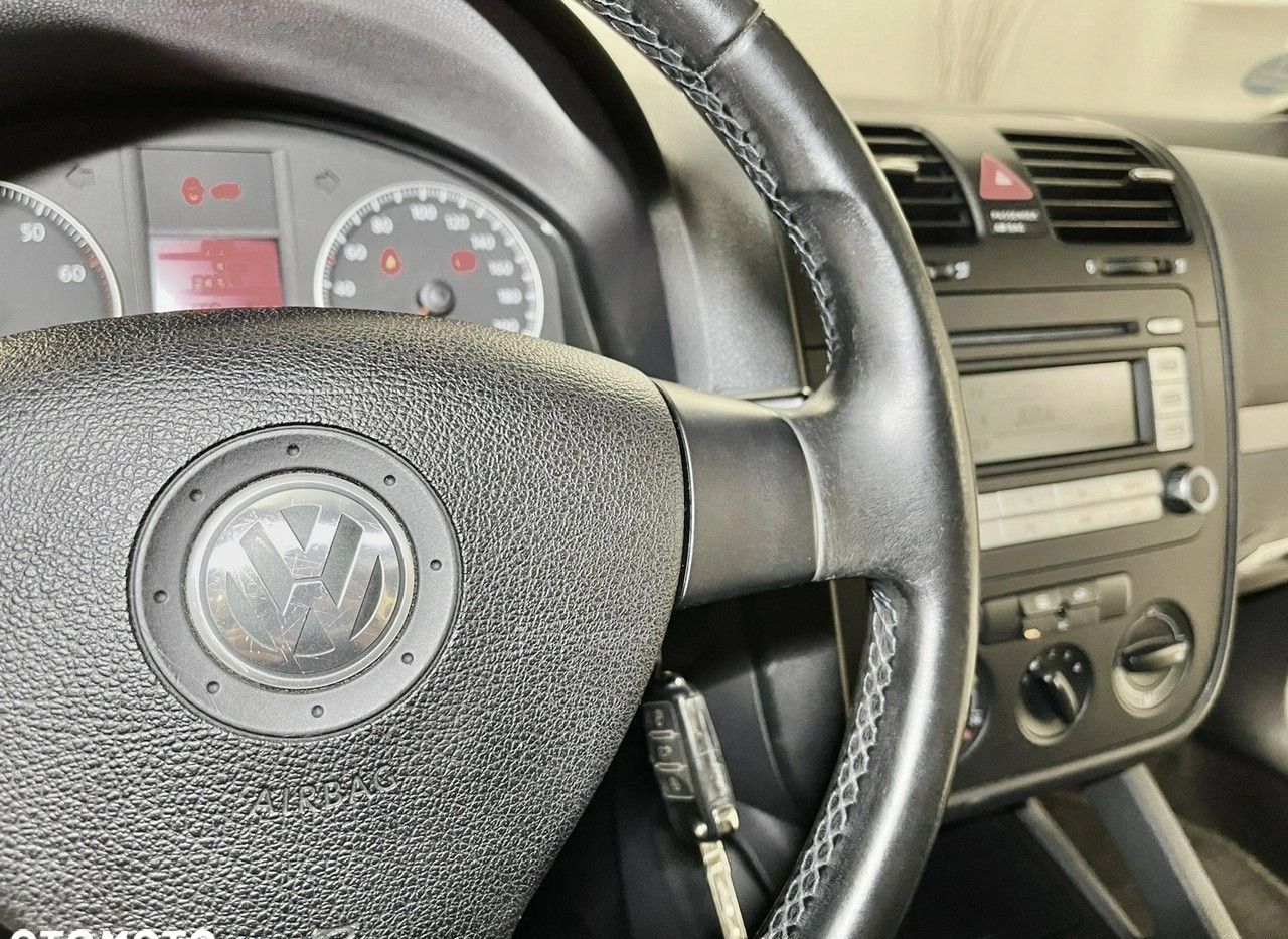 Volkswagen Golf cena 23500 przebieg: 177000, rok produkcji 2007 z Zagórów małe 379